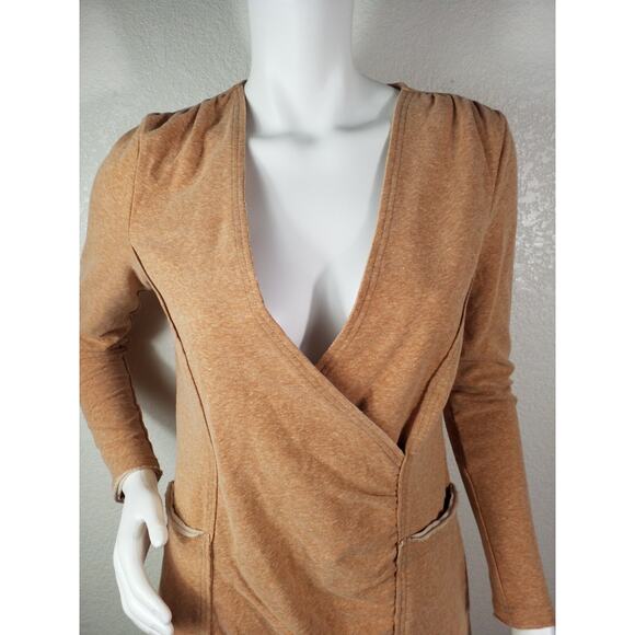 Sundance Beige Faux Wrap Pullover Top Women’s XS Long Sleeve Pockets V-Neck - Picture 3 of 7